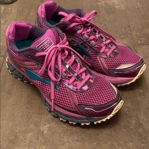 Brooks Adrenaline ASR 12